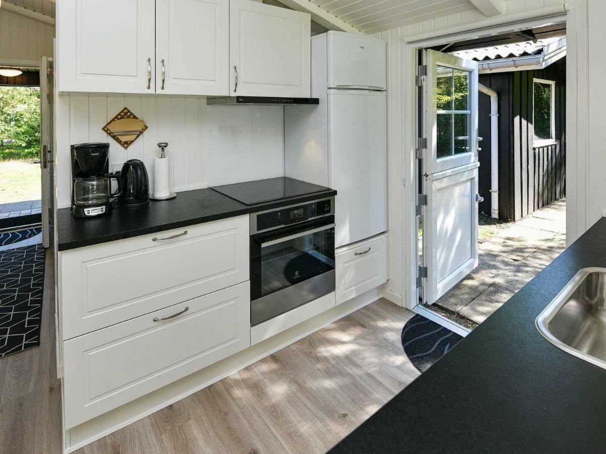 5 Person Holiday Home In Oksb L Dyreby Екстер'єр фото
